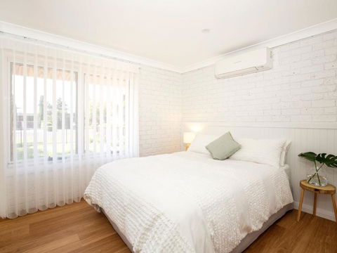 Anacapri - Pet Friendly - Opposite Beach - Fireplace - Accommodation Australia 4
