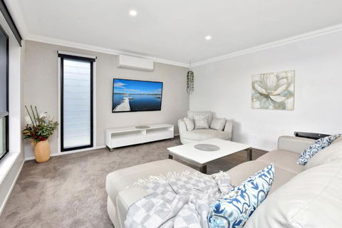 Anaka Retreat - Accommodation Australia 4