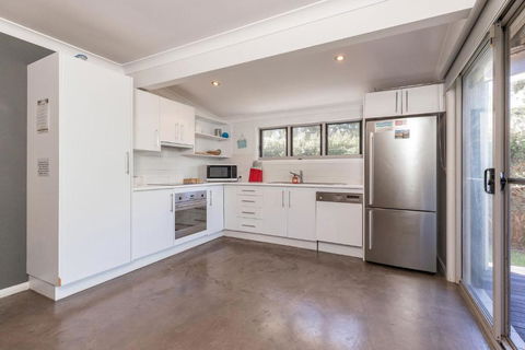 Anglers Cove - Accommodation Australia 4