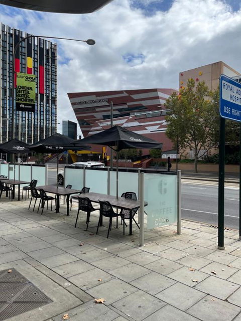 ANTEA Apartments Embassy Free Parking - Accommodation Australia 1