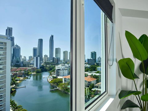 Amazing Views Surfers Paradise 2 Bedroom Unit Close To Everything - Accommodation Australia 1