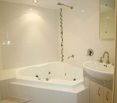 Allamanda U2 Awesome Location - Accommodation Australia 3