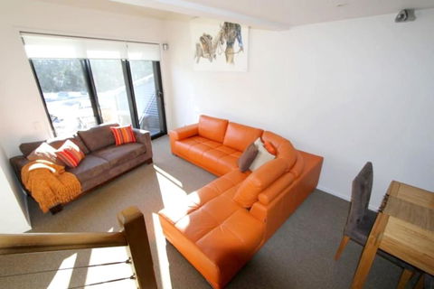 Angala 1 Lovely Woodridge 2-Bedroom Apartment - Accommodation Australia 1
