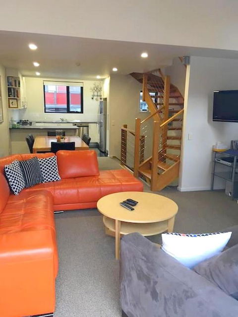 Angala 1 Lovely Woodridge 2-Bedroom Apartment - Accommodation Australia 2