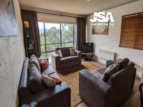 Alpine Mountain View Kirwan 48 - Accommodation Australia 0