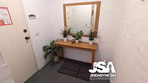 Alpine Mountain View Kirwan 9 - Accommodation Australia 1