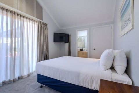 Albany Bayside By The BnB Collection - Local Tourism 3