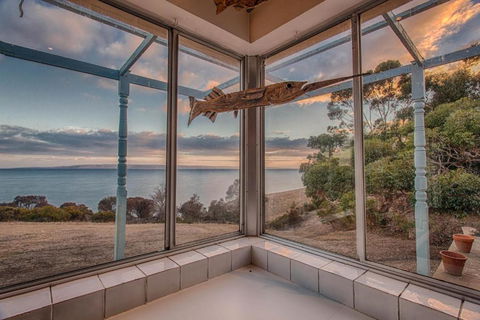 Antechamber Bay Retreats - Accommodation Australia 0