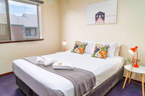Apartment 7 - Accommodation Australia 3