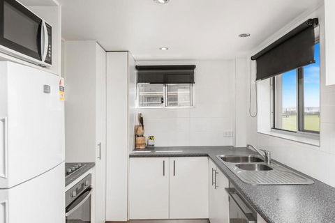 Apartment 4B - Accommodation Australia 4