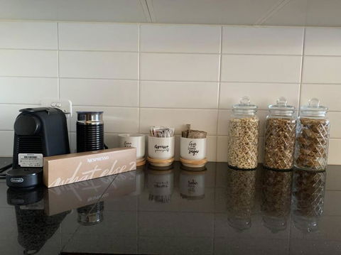 Apartment City Living! - Accommodation Australia 3