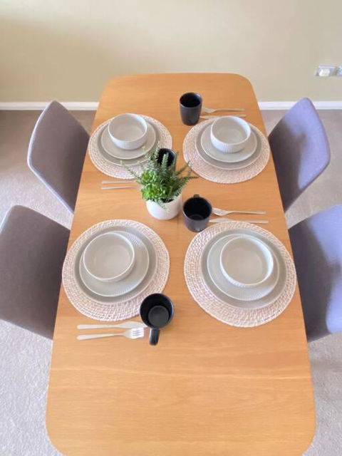 Apartment In Chiswick With Pool, Sauna & Gym - Accommodation Australia 2