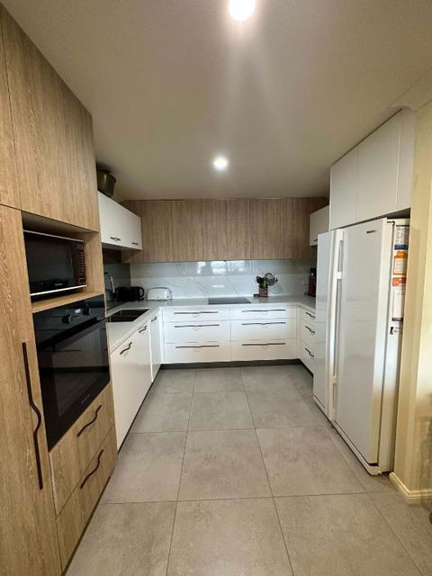 Apartment In The Heart Of Bathurst Walk Everywhere - Accommodation Australia 4