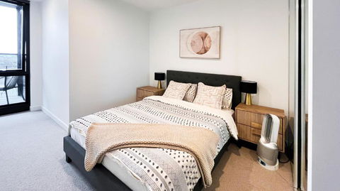 Apartment Next To Public Station, BoxHill Central, 2 Bedrooms, Free Parking And Wifi - Accommodation Australia 3