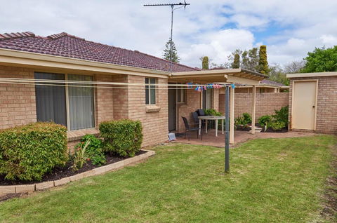 API Busselton Seaside Escape Apartments - Accommodation Australia 2