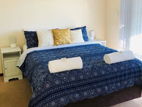 API Preston Beach Front Apartments - Accommodation Australia 3