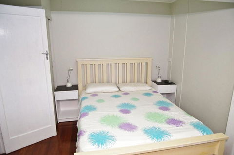 Apollo 2 9 Hodgson Street - Accommodation Australia 4
