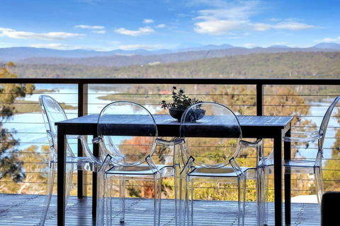 Aqua La Vista - 4 Bedroom Pet Friendly House - Accommodation Australia 0