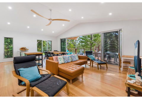 Aqua Marine - A Warm And Soulful Spot To Unwind - Accommodation Australia 2