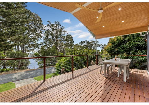 Aqua Marine - A Warm And Soulful Spot To Unwind - Accommodation Australia 0