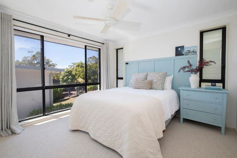 Aqua Vistas - Coastal Gem With Serene Spa Experience - Accommodation Australia 4