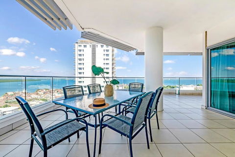 Arafura Edge - Resort Living And Breathtaking Views - Accommodation Australia 0
