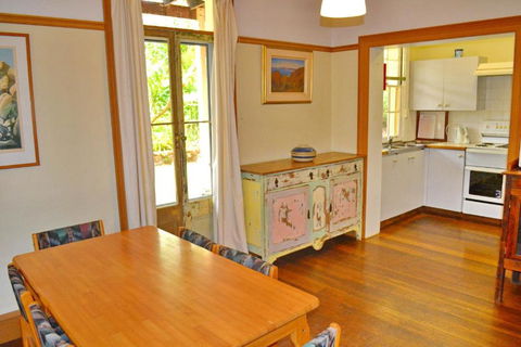 Arakoon House 2 - Bring Your Own Linen - Accommodation Australia 2