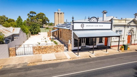 Arapiles Club House - Local Tourism 0