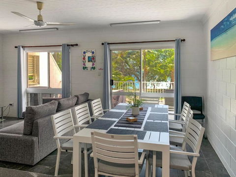 Arcadia Beach Unit 3 - Accommodation Australia 0