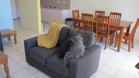 Arcadia Beach Unit 4 - Accommodation Australia 3