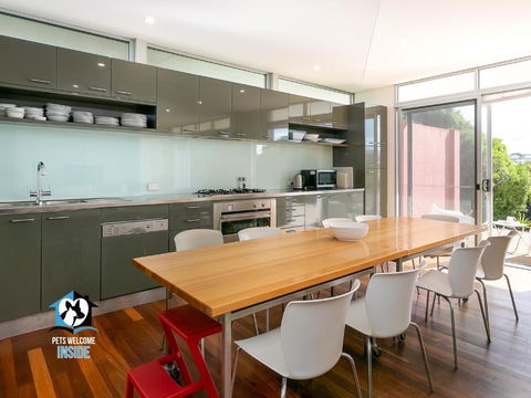 Architect Designed House Nestled In The Dunes - Local Tourism 3