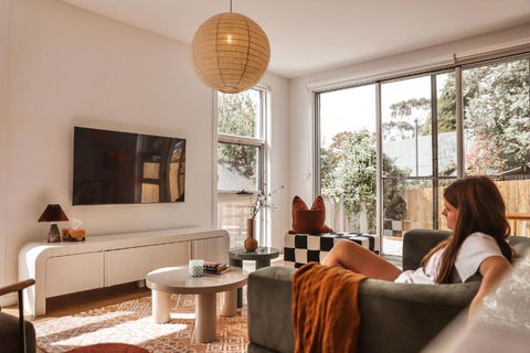 Architect Home With View In Central Hobart - Accommodation Australia 1
