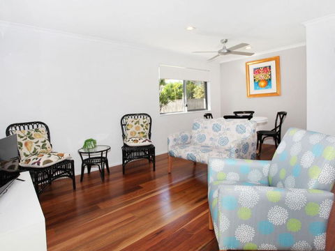 Arlington 1 Two Bedroom Unit Close To The Beach - Accommodation Australia 3