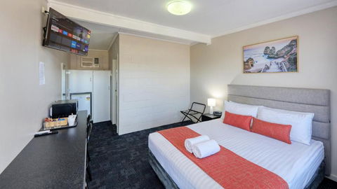 Artesian Motor Inn Under New Management RAMS Motel - Accommodation Australia 3