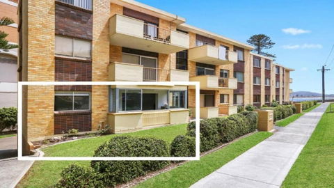 Ashwood 100 Meters To Beach, Shops, Cafes Accom Holidays - Accommodation Australia 2