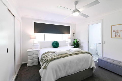 Aspen Abode - CBD, Fireplace, BBQ, 3 Smart TVs - Local Tourism 2