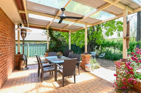 Aspen Abode - CBD, Fireplace, BBQ, 3 Smart TVs - Local Tourism 3