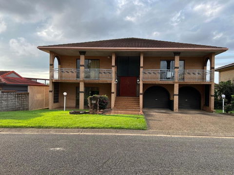 Aspley Large Room & Share Bathroom With Other Guests - Accommodation Australia 4
