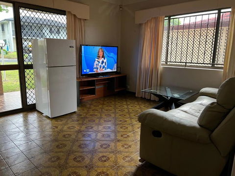 Aspley Large Room & Share Bathroom With Other Guests - Accommodation Australia 0