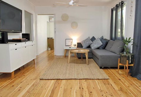 ATALLAWA - Accommodation Australia 0
