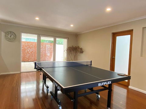Aussie Escape Poolside Comfort And Relaxation - Accommodation Australia 3