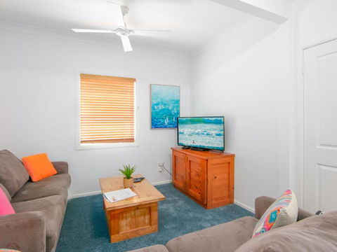 Avalon 2 - Accommodation Australia 0