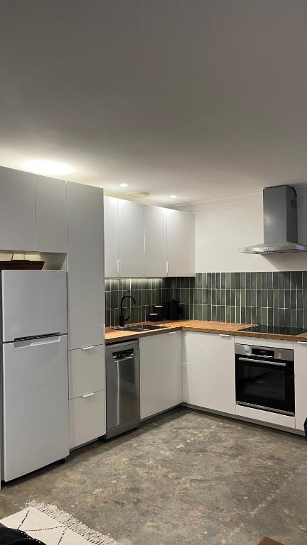 Avalon Beach Guesthouse - Accommodation Australia 3