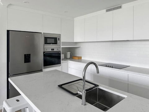Avoca Coastal Retreat - Unit 13 Avoca Palms Resort - Accommodation Australia 4