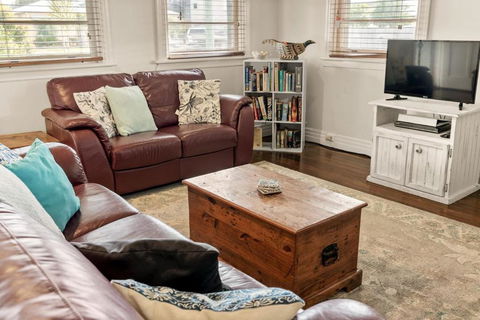 Avondale 7 Cashmore Street - Accommodation Australia 2