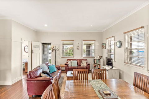 Avondale 7 Cashmore Street - Accommodation Australia 1
