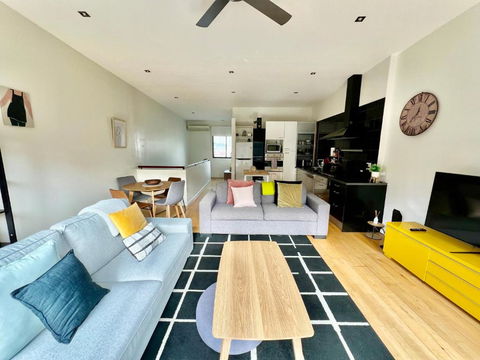 Ascot Vale - Lovely 2 Bedroom Townhouse Close To Everything! - Accommodation Australia 0