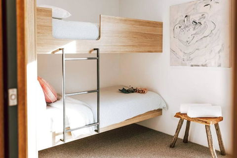B E R T I E - Central Bicheno - Accommodation Australia 2