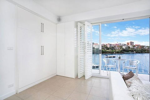 BADEN - Absolute Water Front Sydney Harbour Studio - Accommodation Australia 4