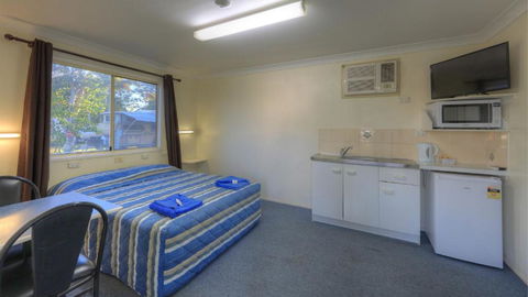 Barcaldine Caravan Park - Accommodation Australia 1